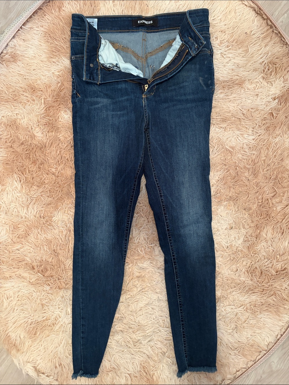 Express Perfect Lift Dark Wash Skinny Jeans